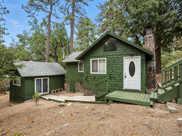 24990 Marion Ridge Dr #24990 — Photo 5