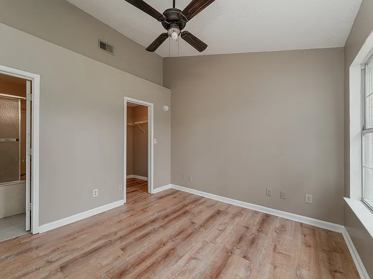 104 Waters Edge Ln #104 — Photo 6