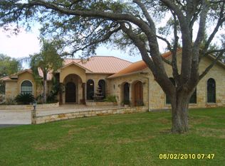 65 Perdido Oaks Dr, Victoria, TX 77905