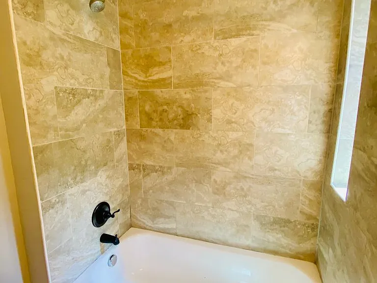 711 Chimborazo Blvd — Photo 33