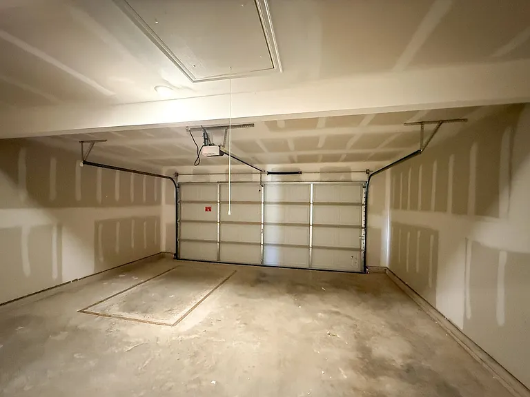 16301 Harvester Dr — Photo 27