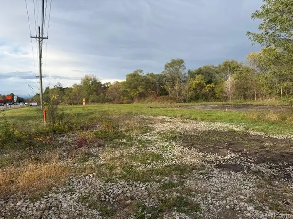 9580 Dixie Hwy, Clarkston, MI 48348