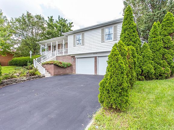 3rd image of 2114 Woodford Dr