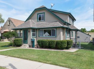 4052 S 5th St, Milwaukee, WI 53207