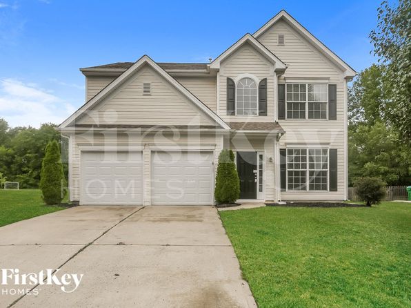 4643 Maple Crest Pl