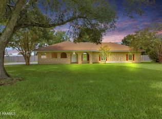 436 S Larriviere Rd, Youngsville, LA 70592