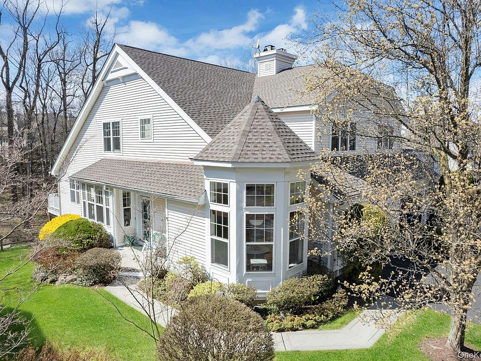 1st image of 18 Briarbrook Drive