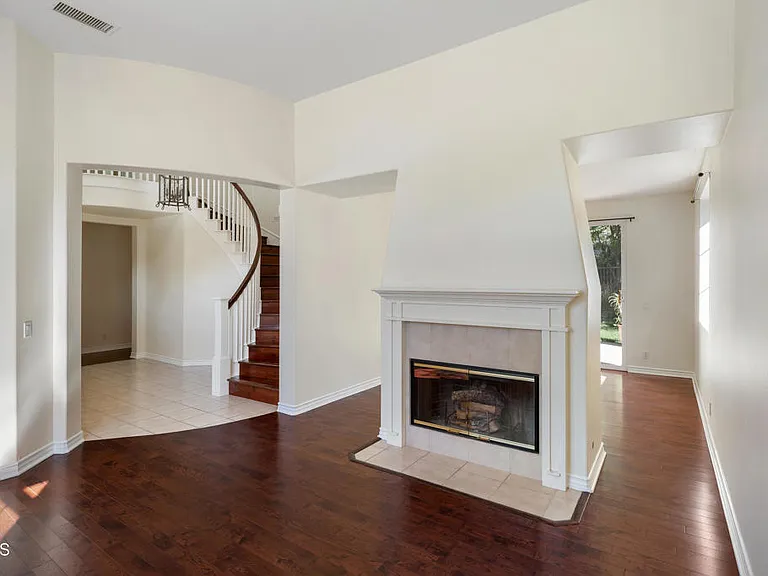721 Owen Ct — Photo 5