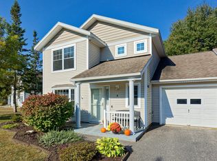 9 Chickadee Cir, Brunswick, ME 04011