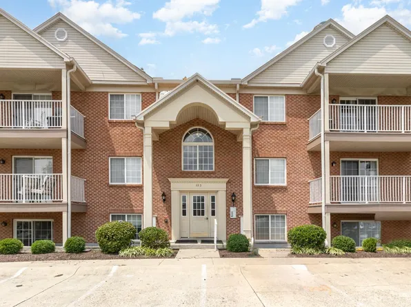 3335 Emerald Lakes Dr Unit 1B, Cincinnati, OH 45211