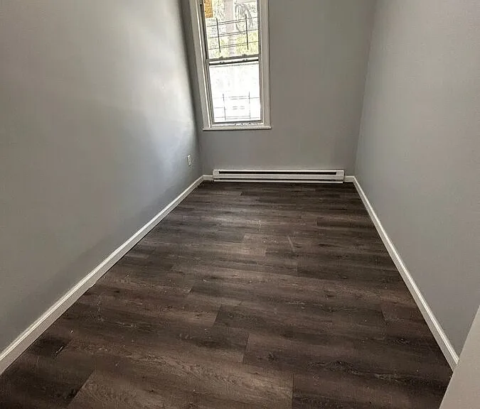 486 Walnut St — Photo 5