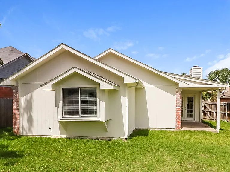8409 Tallahassee Ln — Photo 16