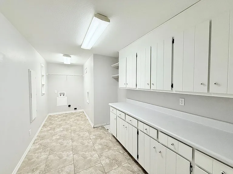 5136 Hamilton Ln — Photo 12