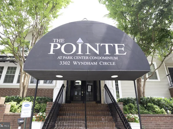 3311 Wyndham Cir APT 2196, Alexandria, VA 22302