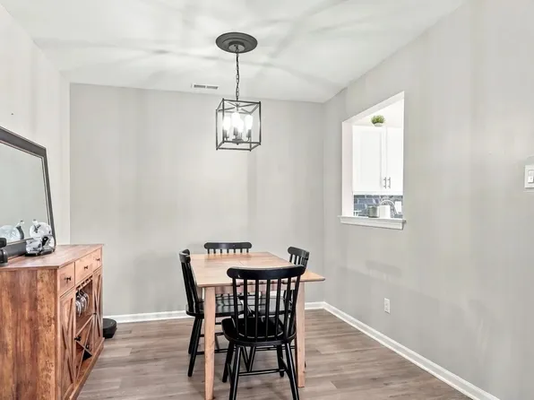 501 Cascade Ct #501, Sewell, NJ 08080