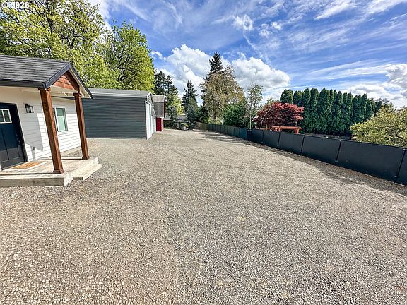 2nd image of 19251 Central Point Rd