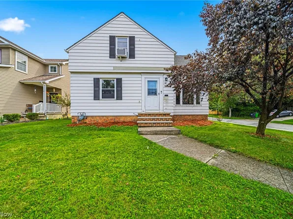 1081 Argonne Rd, South Euclid, OH 44121