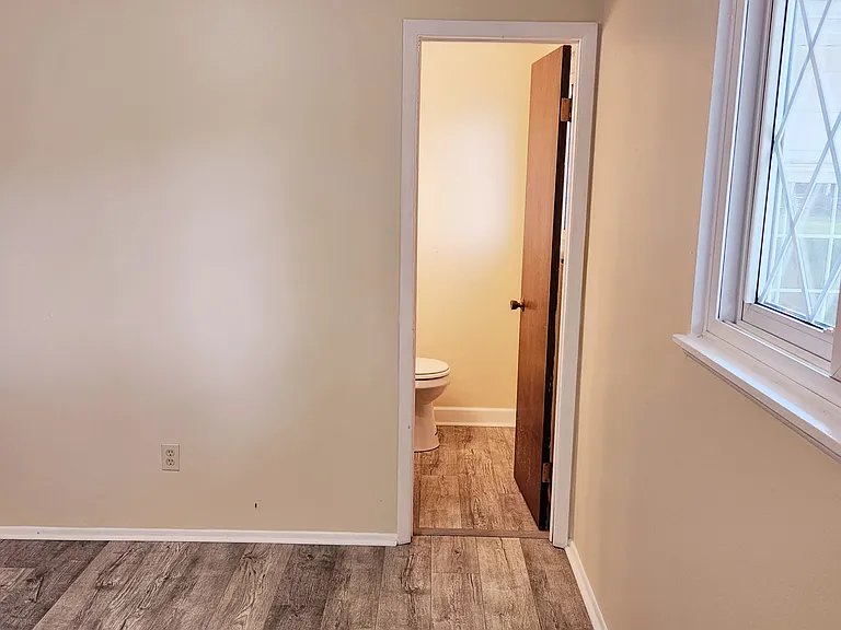 6680 Duneden Ave — Photo 6