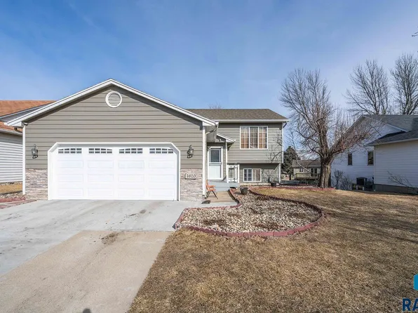4620 E Hanna Cir, Sioux Falls, SD 57110