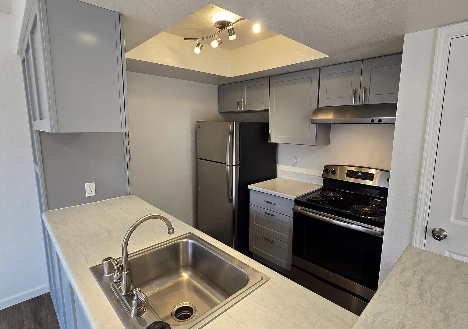 239 Cheney Street — Photo 3