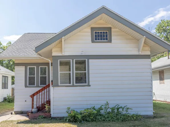 224 Williston Ave, Waterloo, IA 50702