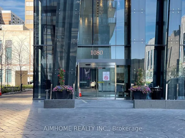 1080 Bay St, Toronto, ON