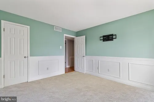 505 Gregorys Way Photo 1