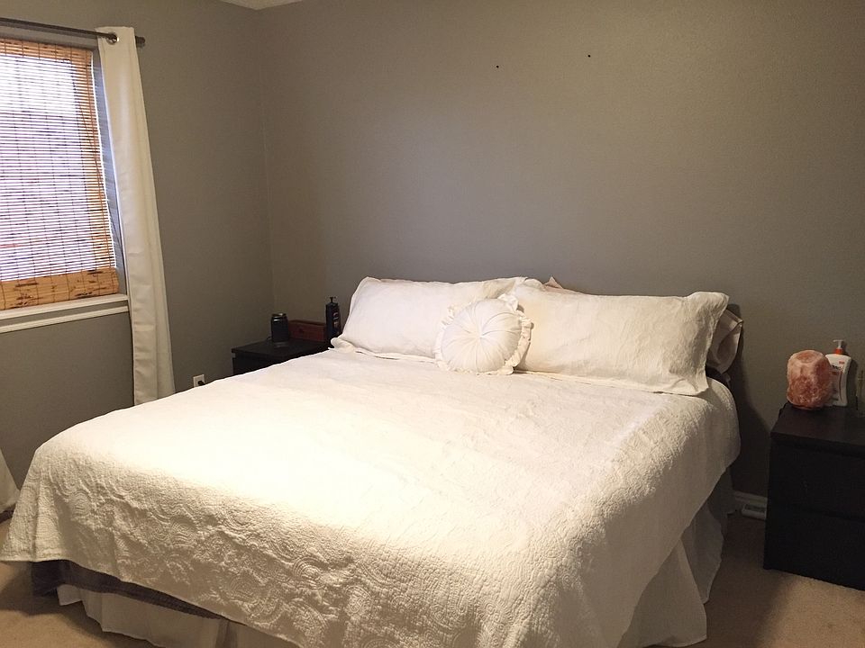 1st image of 879 Capital Ave #60