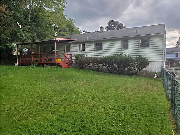 2nd image of 11 Montour St