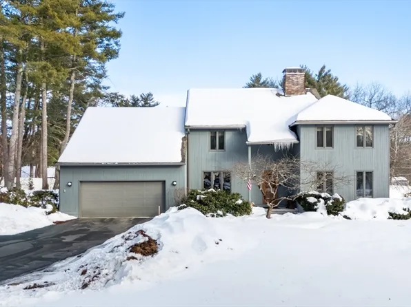 15 Martingale Rd, Amherst, NH 03031