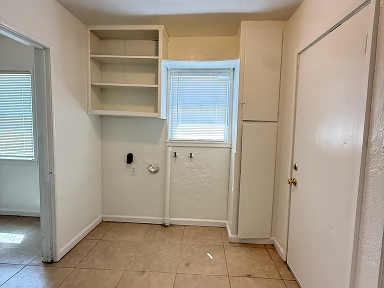 235 E Coolidge Ave #12 — Photo 35