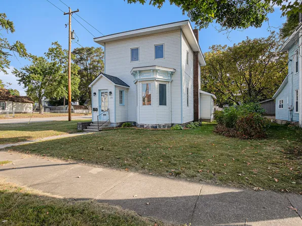 126 N 3rd Ave, Big Rapids, MI 49307