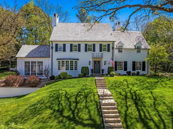 323 South Garfield AVENUE, Janesville, WI 53545