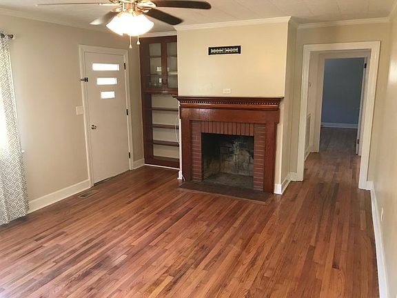 Living room/family room