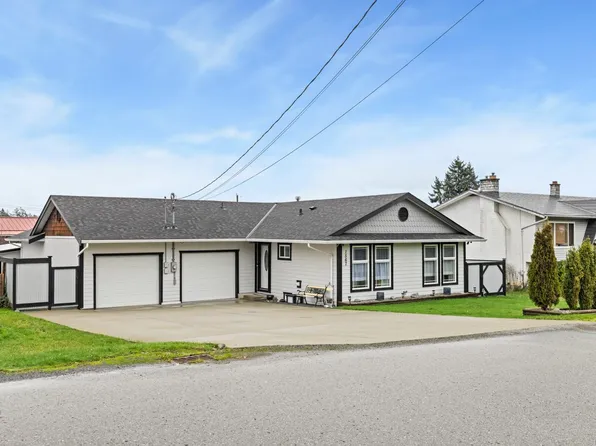 1567 Pauline St, North Cowichan, BC V0R 1R0