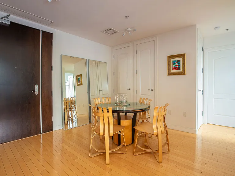 550 Front St #907 — Photo 16