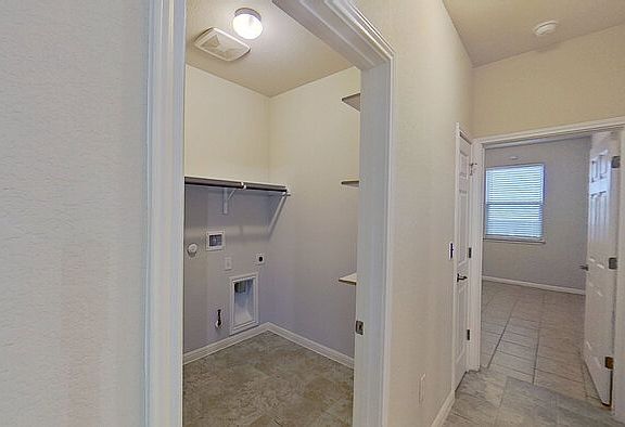 5th image of 176 Mayney Ln