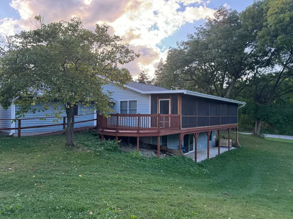 2600 Honey Creek Ave NE, Ada, MI 49301