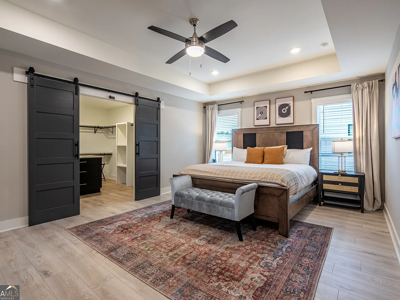 4 bed, 3.5 bath, $6,690 — Photo 1