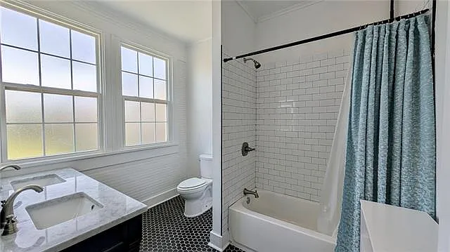 457 Sala Ave — Photo 11