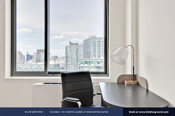 Rented by The Blueground | media 8