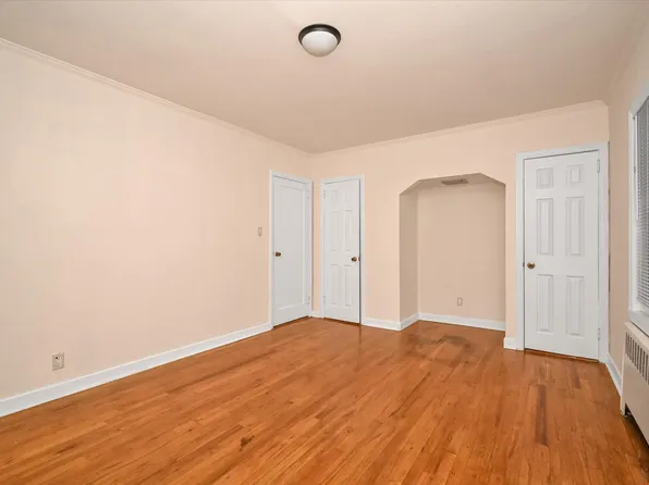 180-14 69th Avenue image 8 of 22