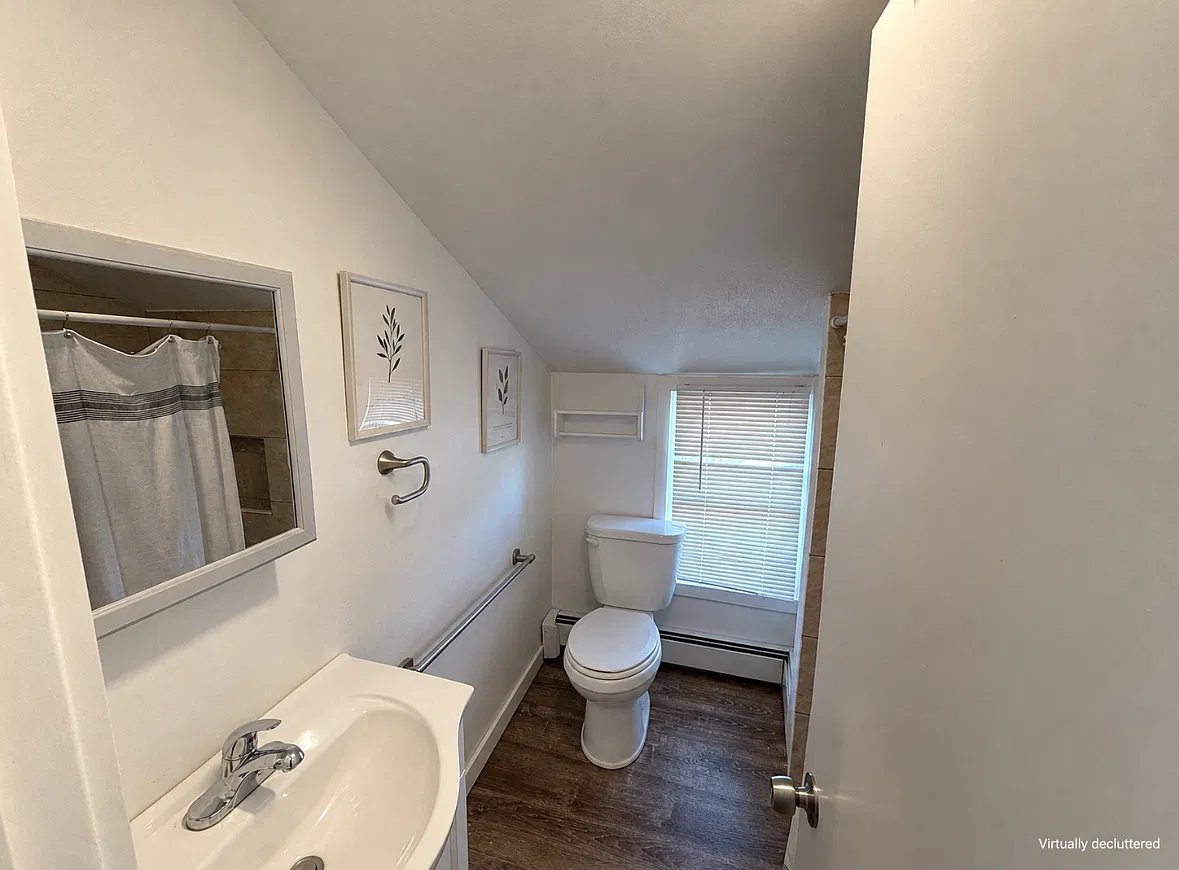 2 bed, 750 sqft, $2,200 — Photo 1