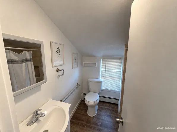 1423 Kossuth St Floor 3, Bridgeport, CT 06608