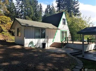 271 E Lakeview Dr, Grapeview, WA 98546