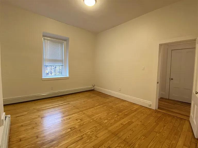 194 Central St #3 — Photo 10