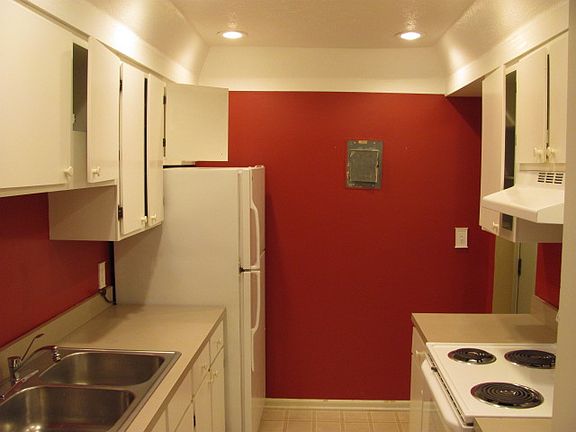 5th image of 49 Berkshire Ct
