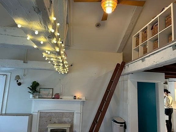 3rd image of 45 Washington St APT 5