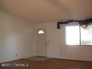 5th image of 1971 W Applecreek Pl