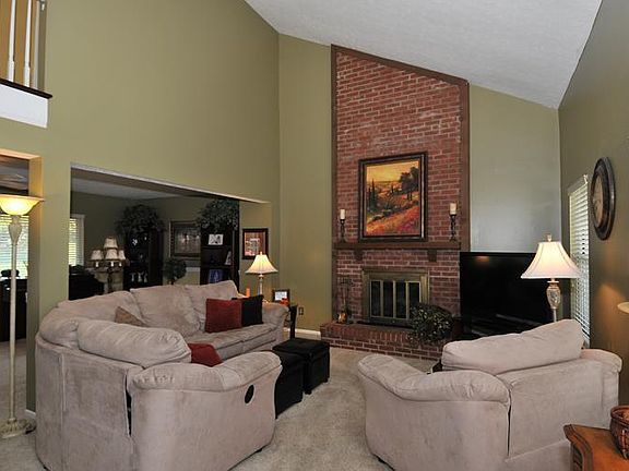 4th image of 2723 Tanglewood Ct